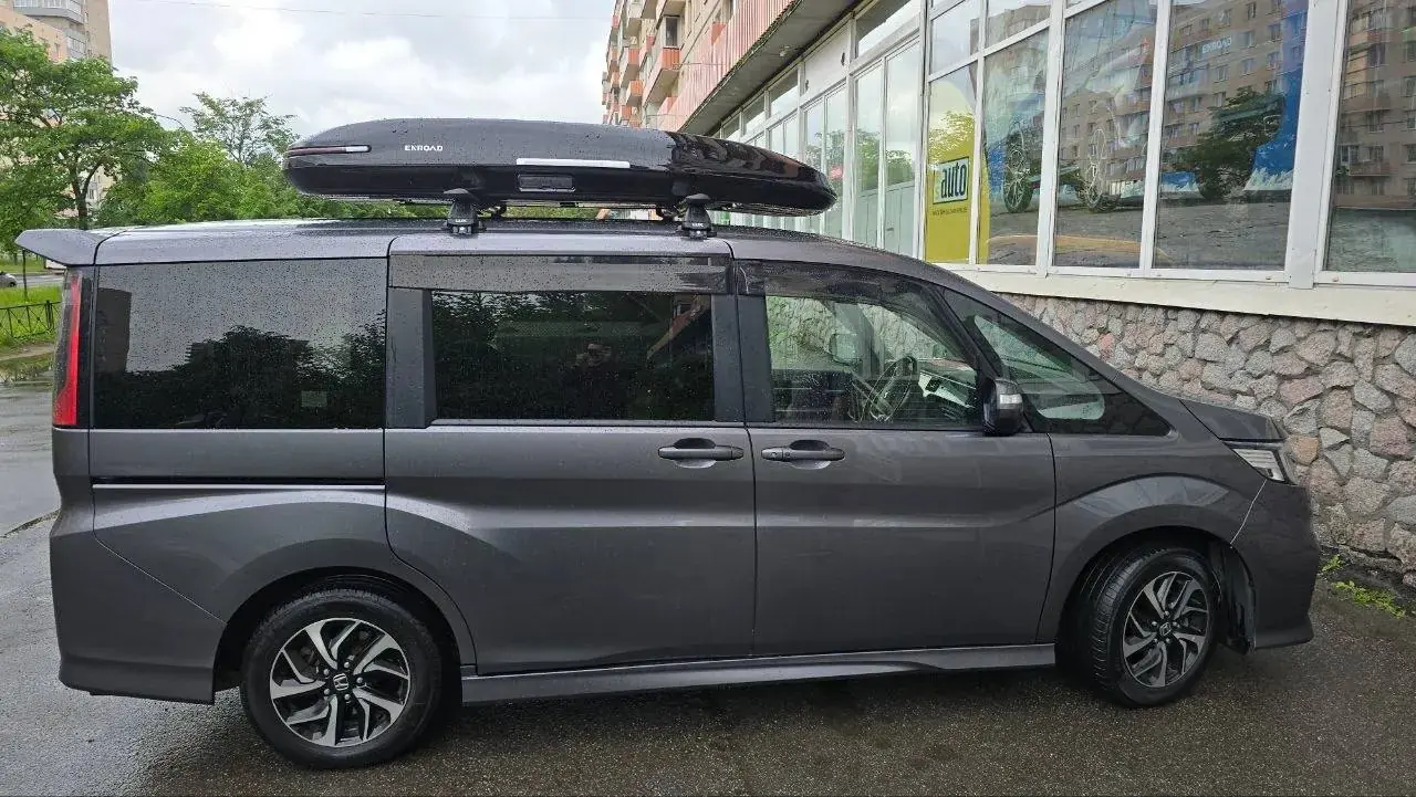 Установка автобокса ENROAD на Honda STEPWGN в магазине ES-AUTO