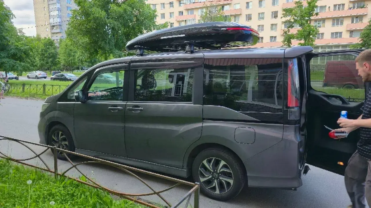 Установка автобокса ENROAD на Honda STEPWGN в магазине ES-AUTO