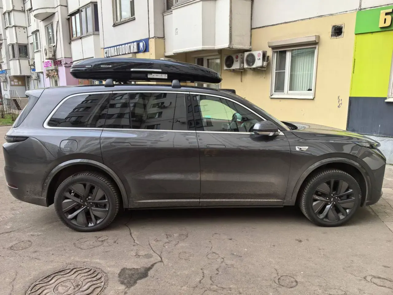 Установка автобокса ENROAD на Lixiang L9 в магазине ES-AUTO