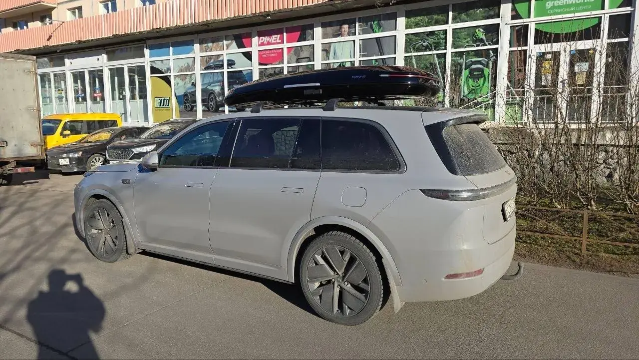 Установка автобокса ENROAD на Lixiang L9 в магазине ES-AUTO