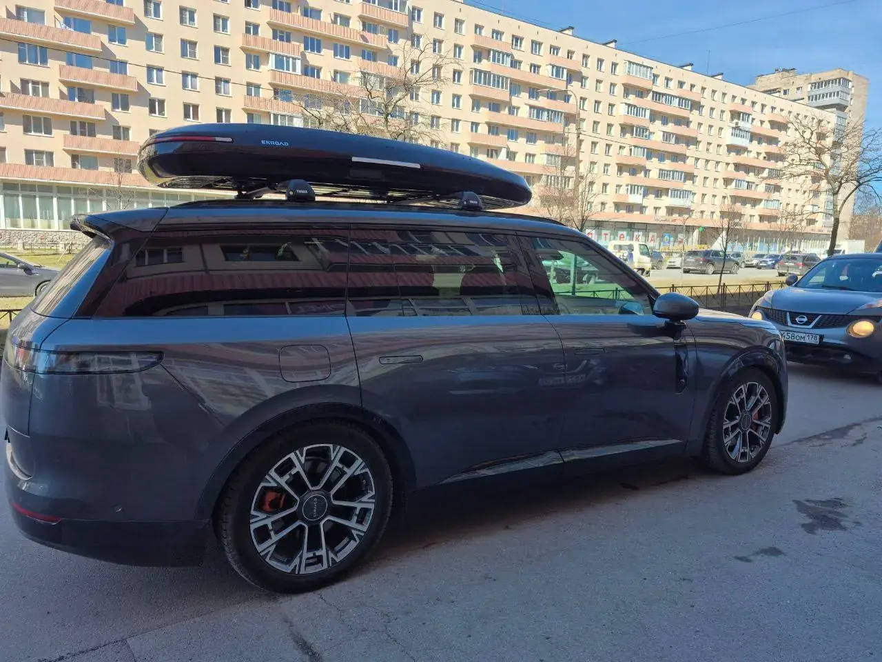 Установка автобокса ENROAD на LYNK & CO 900 в магазине ES-AUTO