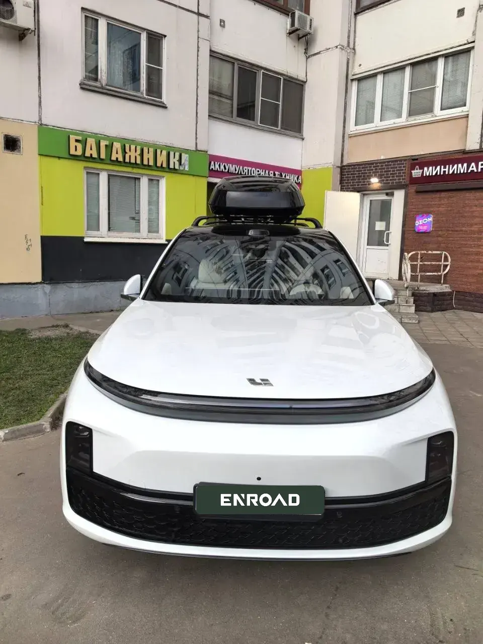 Установка автобокса ENROAD на Lixiang L7 в магазине ES-AUTO