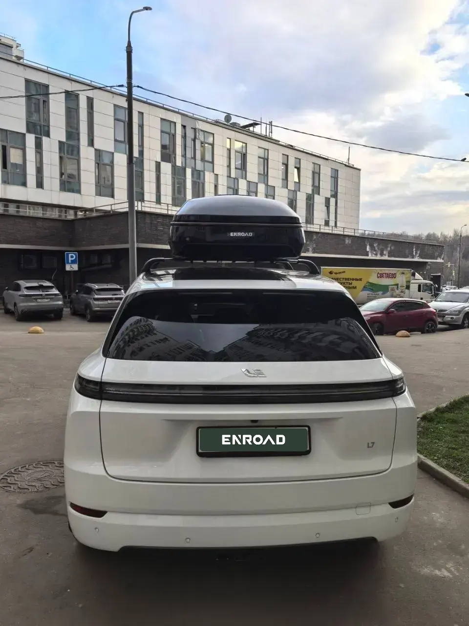 Установка автобокса ENROAD на Lixiang L7 в магазине ES-AUTO