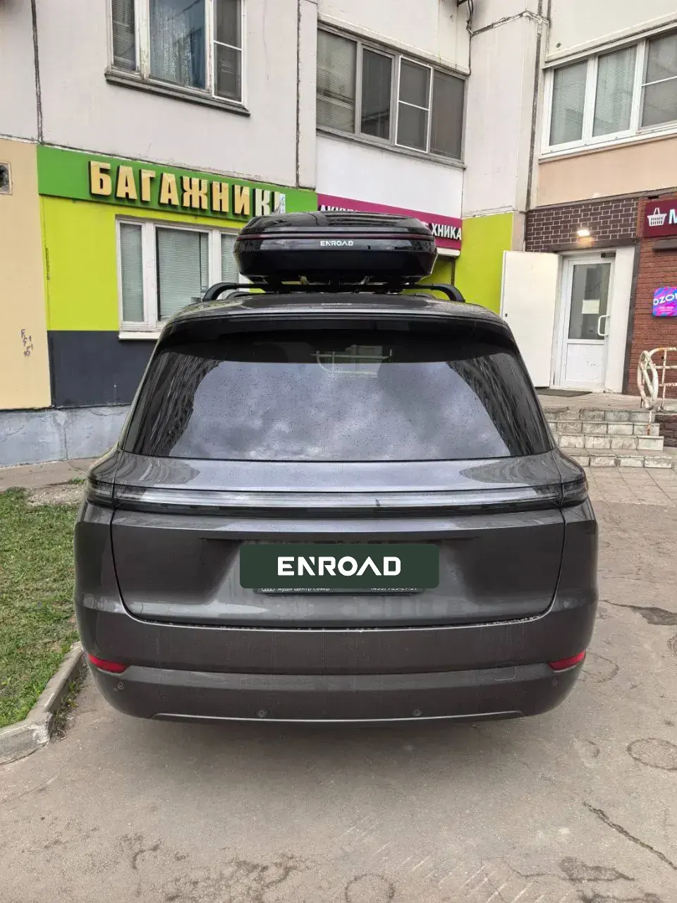 Установка автобокса ENROAD на Lixiang L9 в магазине ES-AUTO